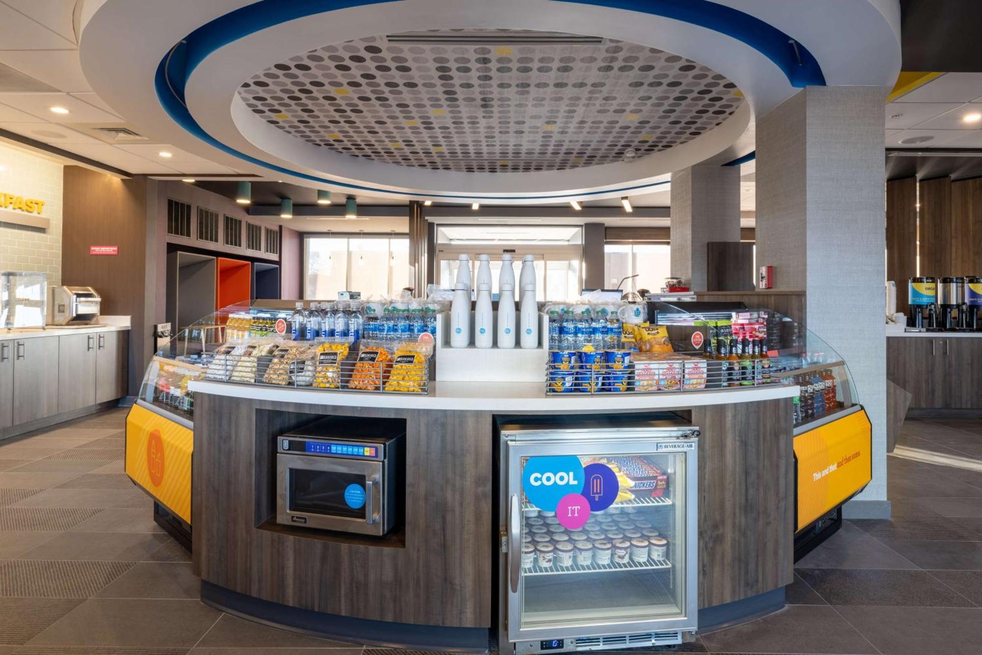 Hotel Tru By Hilton Chicago Naperville